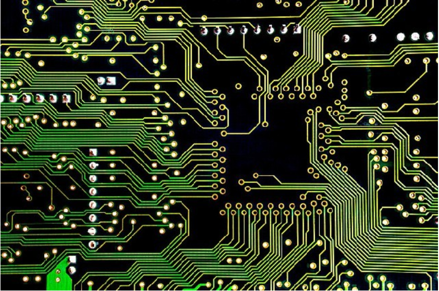 自己設(shè)計(jì) PCB 電路板，需要學(xué)習(xí)哪些科目？